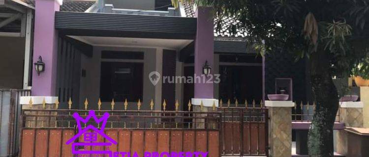 Rumah Cantik 2 Lantai Siap Huni di Limus Pratama 1