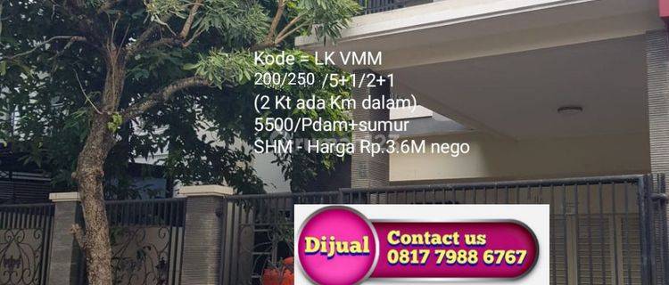 Rumah 2 lantai fully furnished di lokasi bagus dan bebas banjir 1