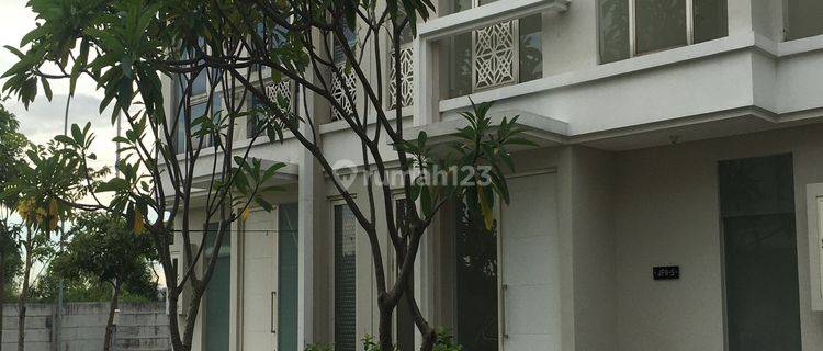 Disewakan Murah Rumah Grand Pakuwon Tandes  1