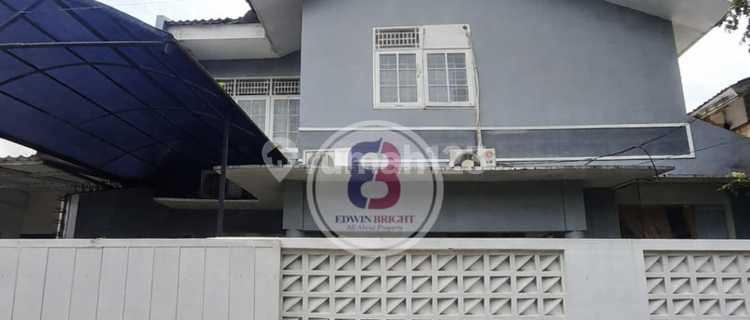 For Rent House in Maleo Bintaro Jaya Sector 9 Semi Furnished 1