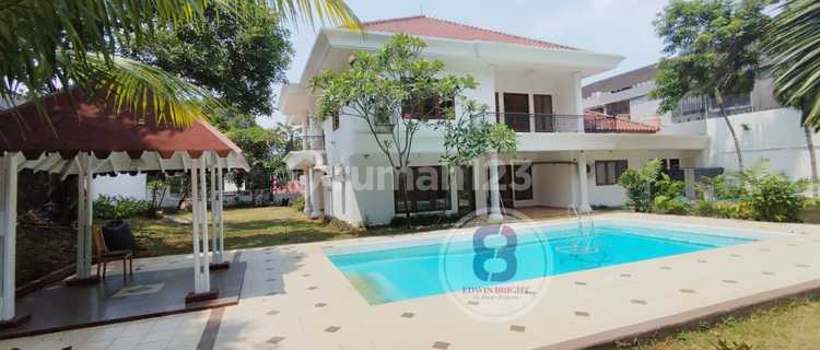 For Sale: Serene Home in Kemang, South Jakarta, Corner Position 1