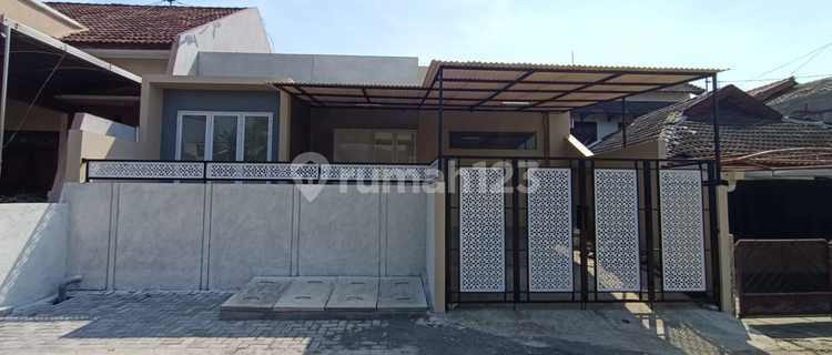 For Sale House in Puri Anjasmoro 1