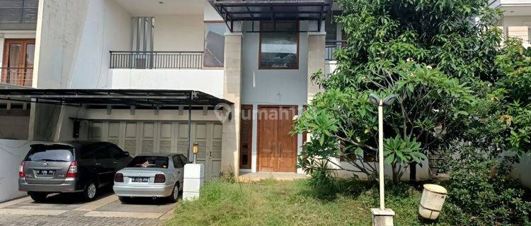 TURUN HARGA!!!! Dijual rumah 2 lantai di di Perumahan puri anjasmoro 1