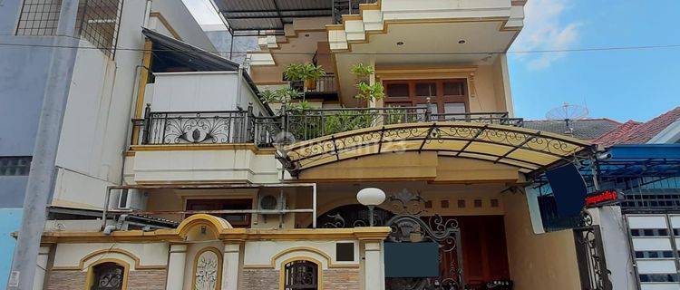 Dijual rumah di di Jl. Anggrek, Semarang Kota 1