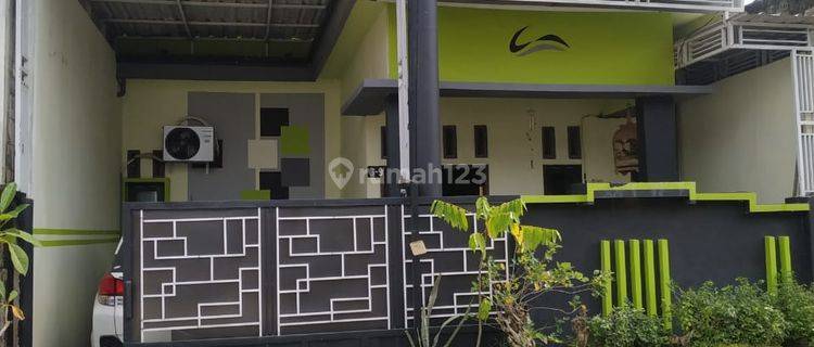  Dijual Rumah Lantai 2 Dekat Bandara Dhoho Kediri 1