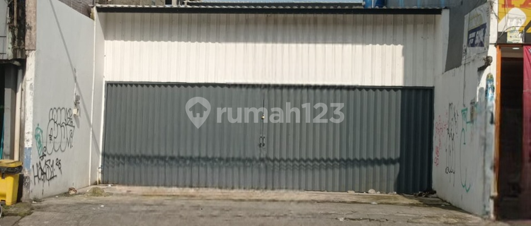 For Rent, Ready-to-Occupy Shop House in Jatiwaringin 1