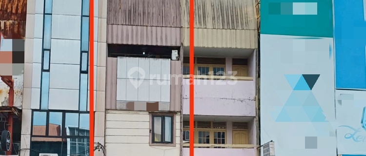 Strategic 3-Story Shop + House in Gajah Mada 1