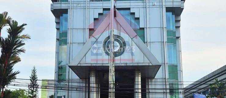 Lantai 1 Gedung Cocok Usaha dan Kantor Kawasan Pontianak Kota di Sultan Abdurrahman 1