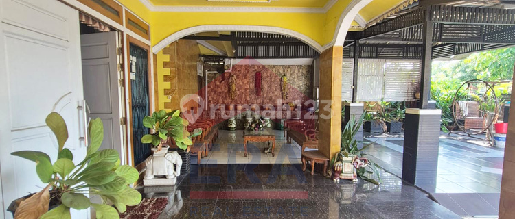 House and Boarding Business in the City Center on Syafe'I Street with Access Near M Sohor 1