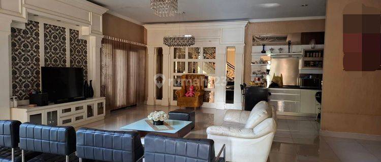 Dijual Rumah Mewah Mekarwangi Bandung 1