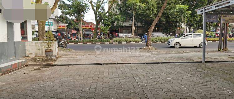 Dijual Ruang Usaha Ex Resto Jl. Pelajar Pejuang Lingkar Selatanbandung 1