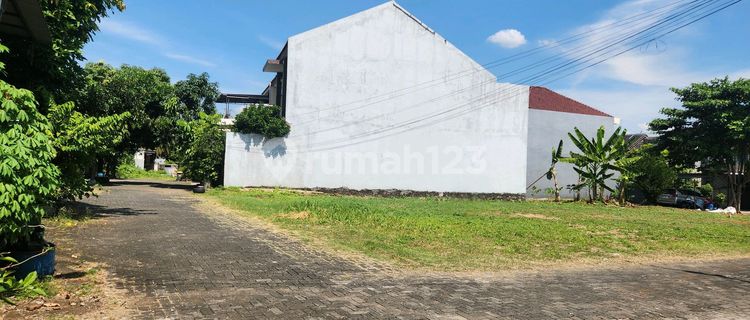Candi Prambanan Plot, Manyaran, West Semarang 1