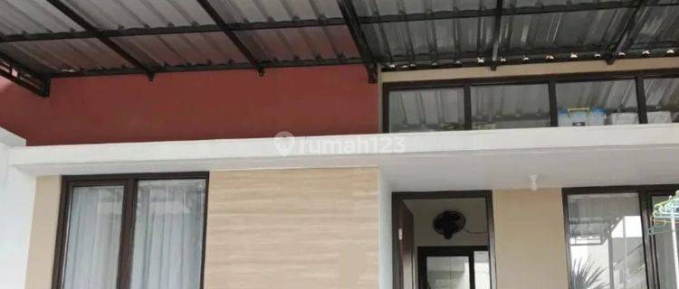 Rumah Bagus SHM hadap Timur di Perumahan pandanaran hills 1