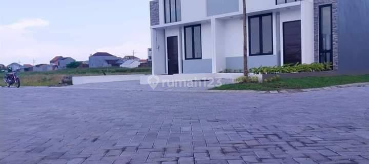 Rumah Mewah Besar Harga Terjangkau Deket Juanda 1