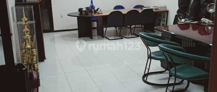 3.5 STORY RUKO IN TEMBOK DUKUH, SURABAYA 1