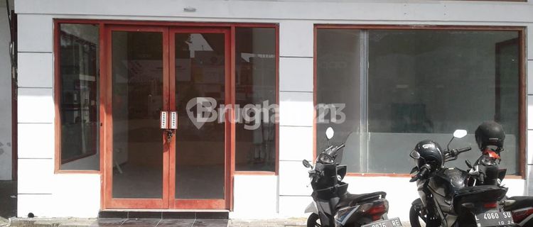 SHOPHOUSE AT PUCANG SIDOARJO GAS STATION (Frontmost kiosk, roadside, adjacent to BCA, MANDIRI, NIAGA ATMs.) 1