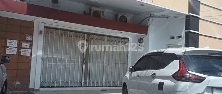 For Rent: Strategic Kasin Shop House in Malang City 1