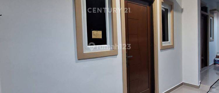 Rumah Baru Siap Huni Dengan Rooftop Di Johar Baru S8439 1