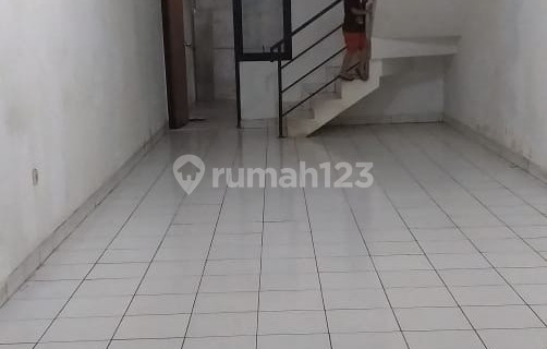 2-Story Shop House in a Good and Strategic Location in Jati 1