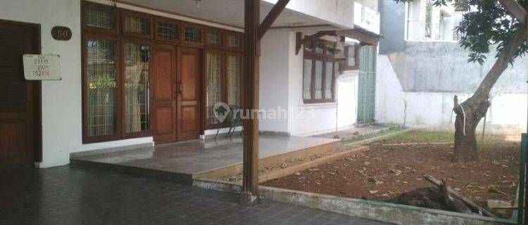 Rumah di Cempaka Putih Tengah Jakarta Pusat 1