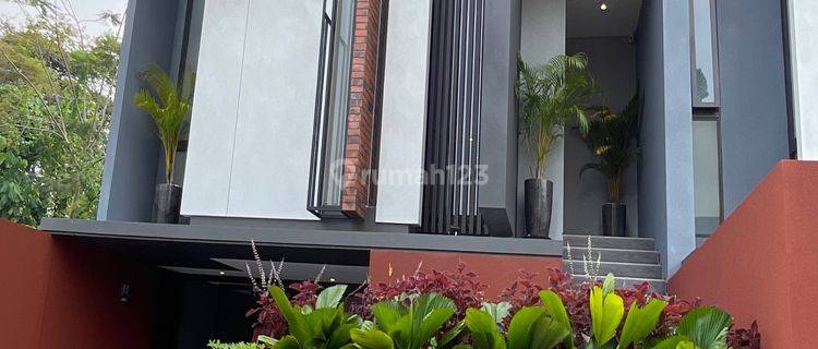 Green Nuri Residence @ Pesanggrahan, Private Pool Siap Huni 1