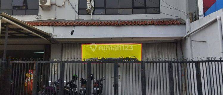 Disewa Ruko 3 Lantai di Jl. Pemuda Rawamangun Jakarta Timur 1