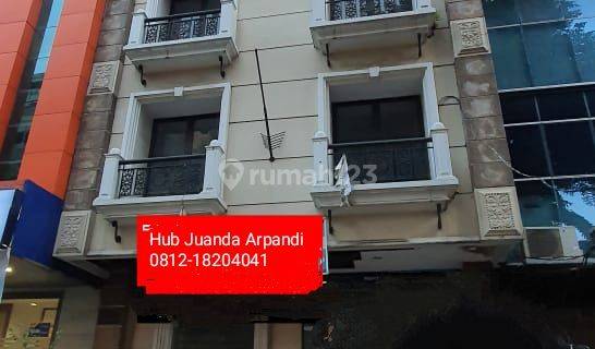 Disewa Ruko Gandeng  Jl. Melawai Kebayoran Baru Jakarta Selatan 1