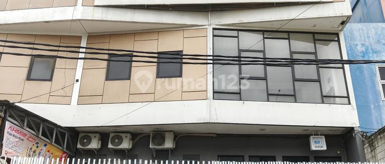 Cakung 2 Units of Adjoined Shophouses Ready for Use in a Strategic Location 1