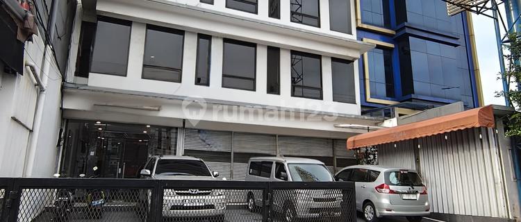 Strategic Shop House on the Side of Main Road Kh. Abdullah Syafei 1