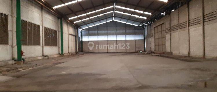Disewakan Gudang. Lokasi Jln Raya Narogong Limus, Cileungsi Bogor 1