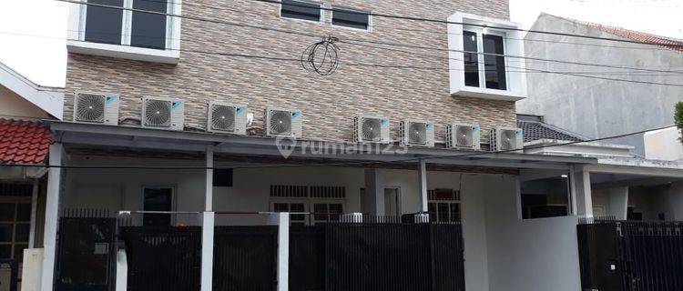 Dijual Rumah Kos-kosan di Kampus Stan Bintaro  1