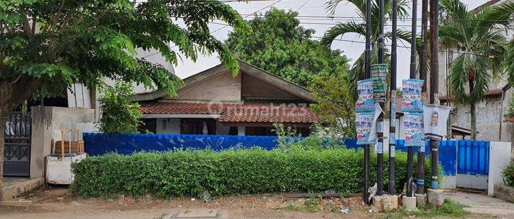 Rumah Pinggir Jalan Raya, Cocok Untuk Komersil dan Strategis @Pondok Pucung Indah 1