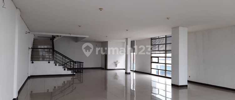 For Rent: Tang City Shop House Next to Tang City Mall Ready to Use Affordable Price 1