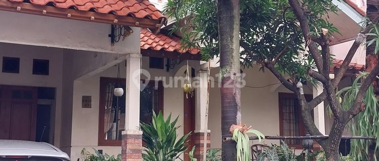 Rumah Tinggal di Pesona Khayangan, Margonda-Depok 1