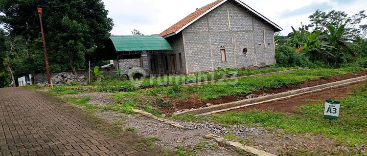Affordable Land in the Middle of Gunung Pati Housing Complex 1