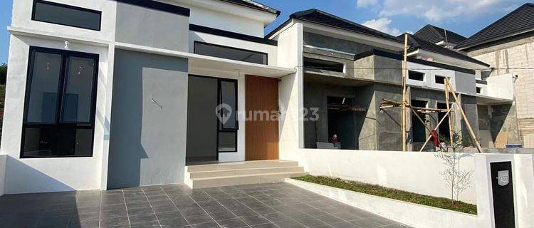 RUMAH MEWAH BONUS 2 AC DEKAT RUMAH SAKIT TUGU NGALIYAN 1