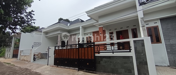 Rumah Mewah Kt 3 Km 2 Dekat Unnes Di Gunung Pati 1
