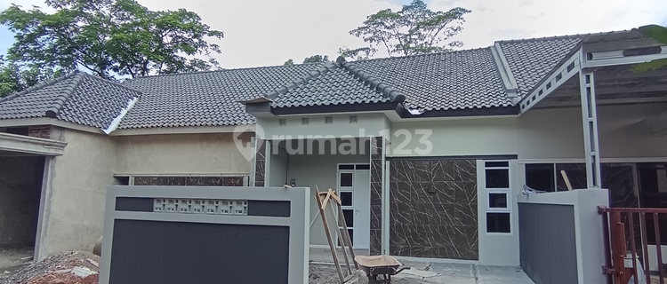 Dijual Rumah Minimalis 4 Kamar Tidur Dikalisegoro Gunung Pati 1