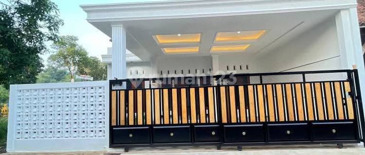 Rumah Mewah Dijual Dekat Kampus Unnes Gunung Pati Semarang 1