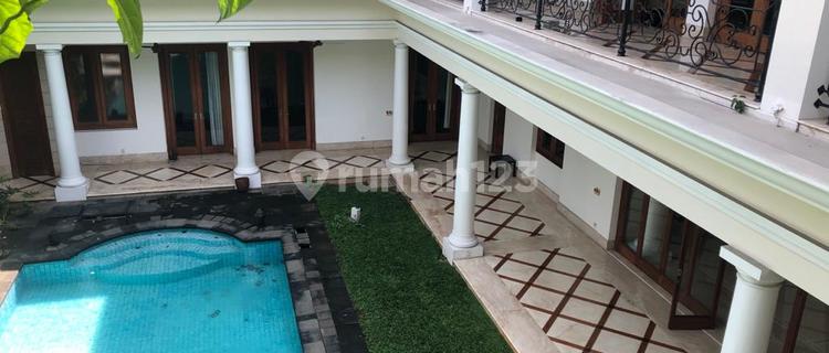 rumah Kebayoran baru, Senayan uk 900 m2, pool. Harga 89 milyar  1