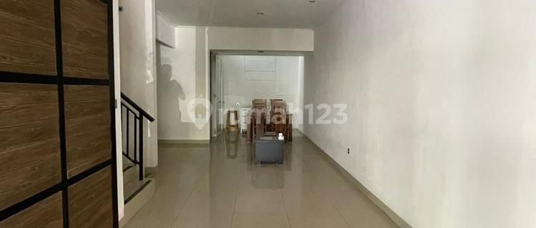 Rumah Green Lake City, uk 6x15, SHM, Hrg 2.5 milyar  1