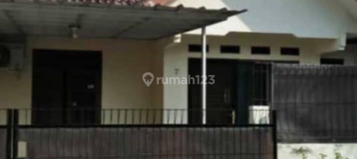 Rumah sederhana nyaman aman dalam komplek 1