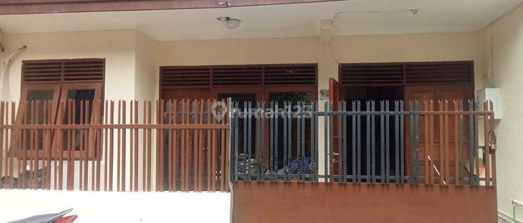 Rumah Bagus 2 Lantai Di Tanjung Duren Selatan  1