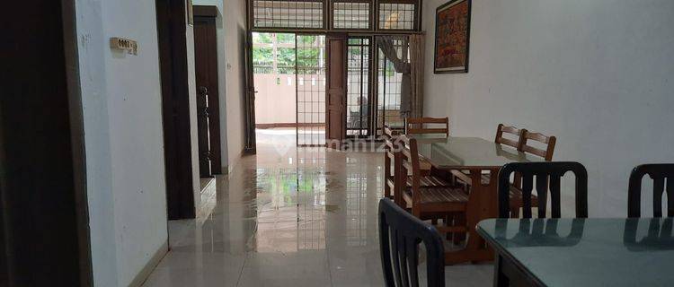 Rumah 2 Lantai Layak Huni Taman Ratu Jakarta Barat  1