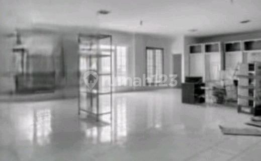 Jual Gudang Belimbing Siap Pakai Tengah Kota Bebas Banjir Ada Lift Barang Semarang Selatan Dekat Kemana Saja. 1