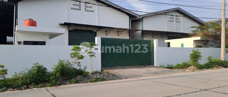 Warehouse in the Candi Gatot Subroto Industrial Area, Semarang 1