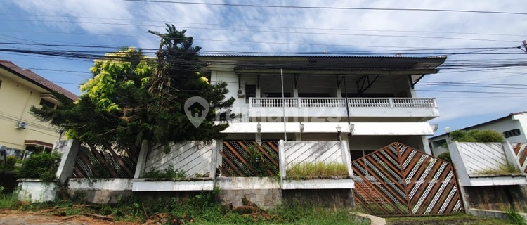 Rumah Luas Hitung Tanah Di Kyaimojo Semarang Atas Bangunan Kokoh, Dengan Pohon Yang Rindang Di Daerah Srondol Banyumanik Bebas Banjir 1