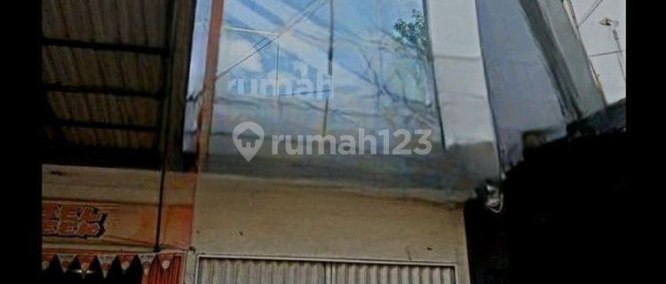 3-Story Shop House, On Gajah Raya Street, Strategic Location 1
