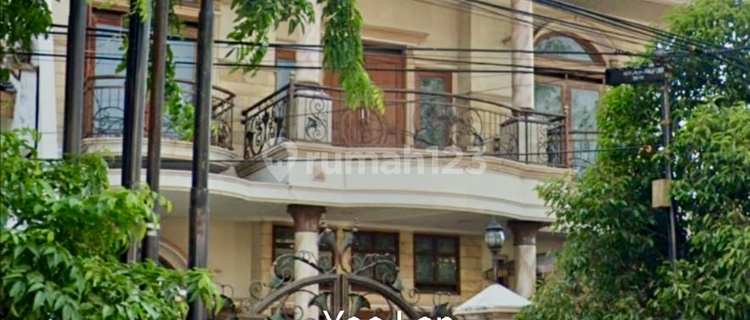 House on Gajah Raya Street, Semarang 1