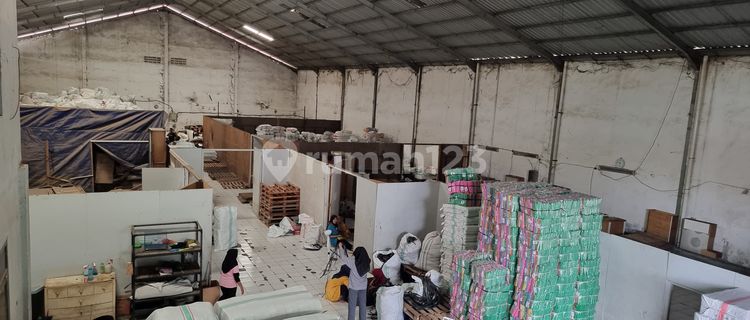 Jual Gudang Dan Pabrik Siap Pakai Pangkalan Truk Semarang. Bisa Jual Dengan Usaha Juga.  1